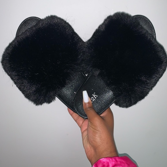 Fur Slides - Picture 1 of 1